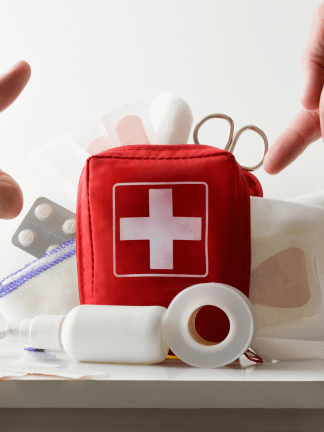 8 Steps for First Aid Wound Care in Emergency Situations